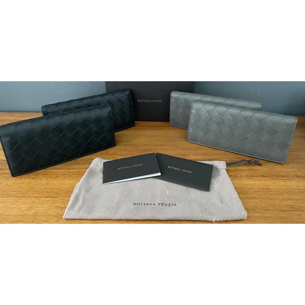 Bottega Veneta 609402‎ Leather Large weave intrecciato Black and Gray Wallet